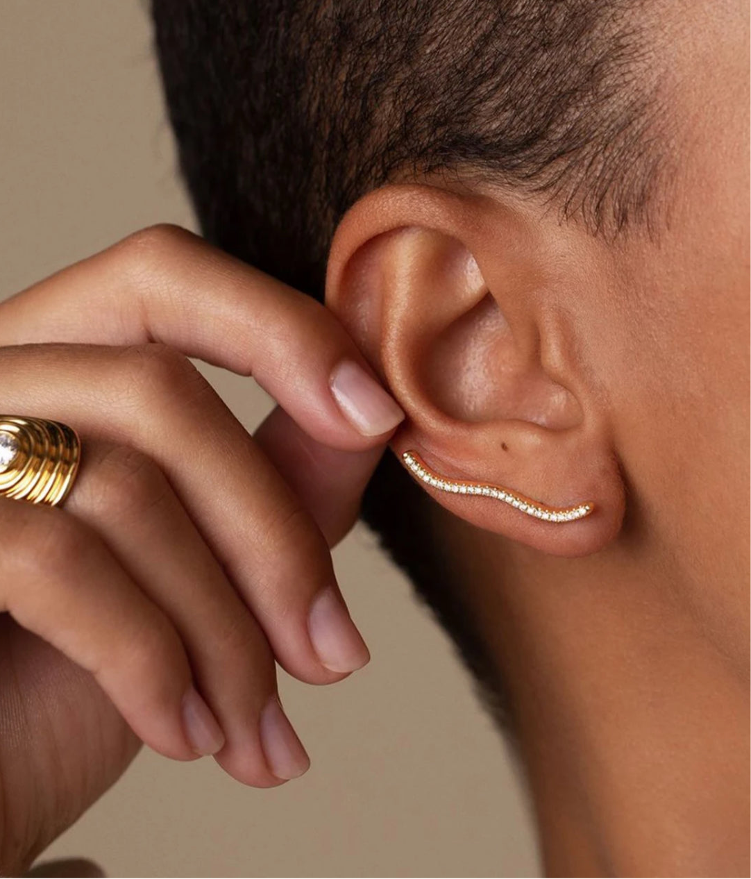 Minimalist earrings-Arete minimalista